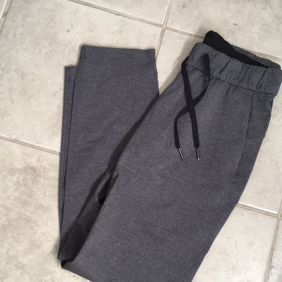 Lululemon On The Fly Pant - Picture 5 of 13